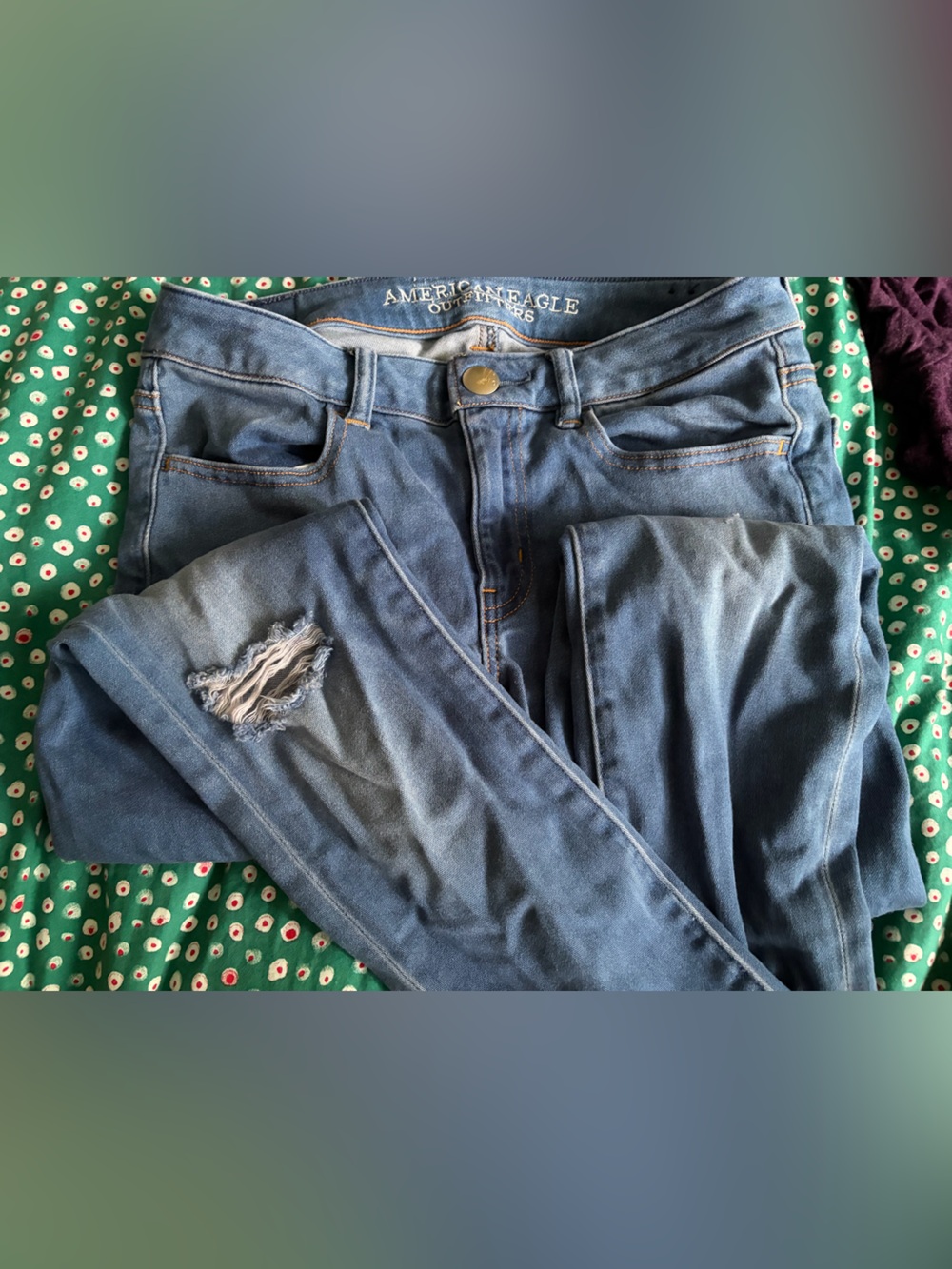 American Eagle Outfitters Women's Medium Blue Ripped Skinny Jeans Size 6